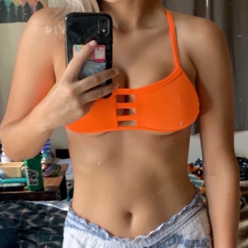 Jolyn Swim Tomcat top